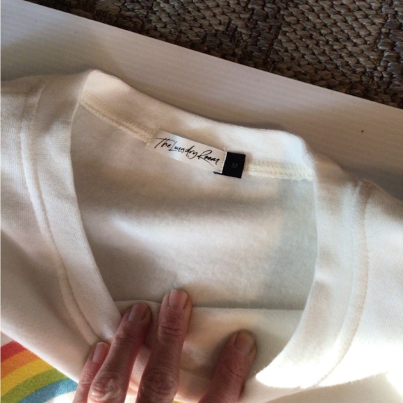 ♥️Rare ThexLaundry Room 2020 Dream jumper - Picture 3 of 3